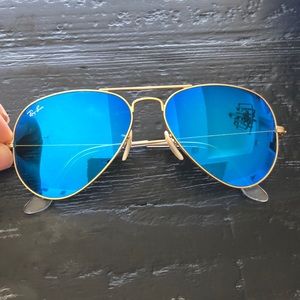 Ray ban aviator sunglasses